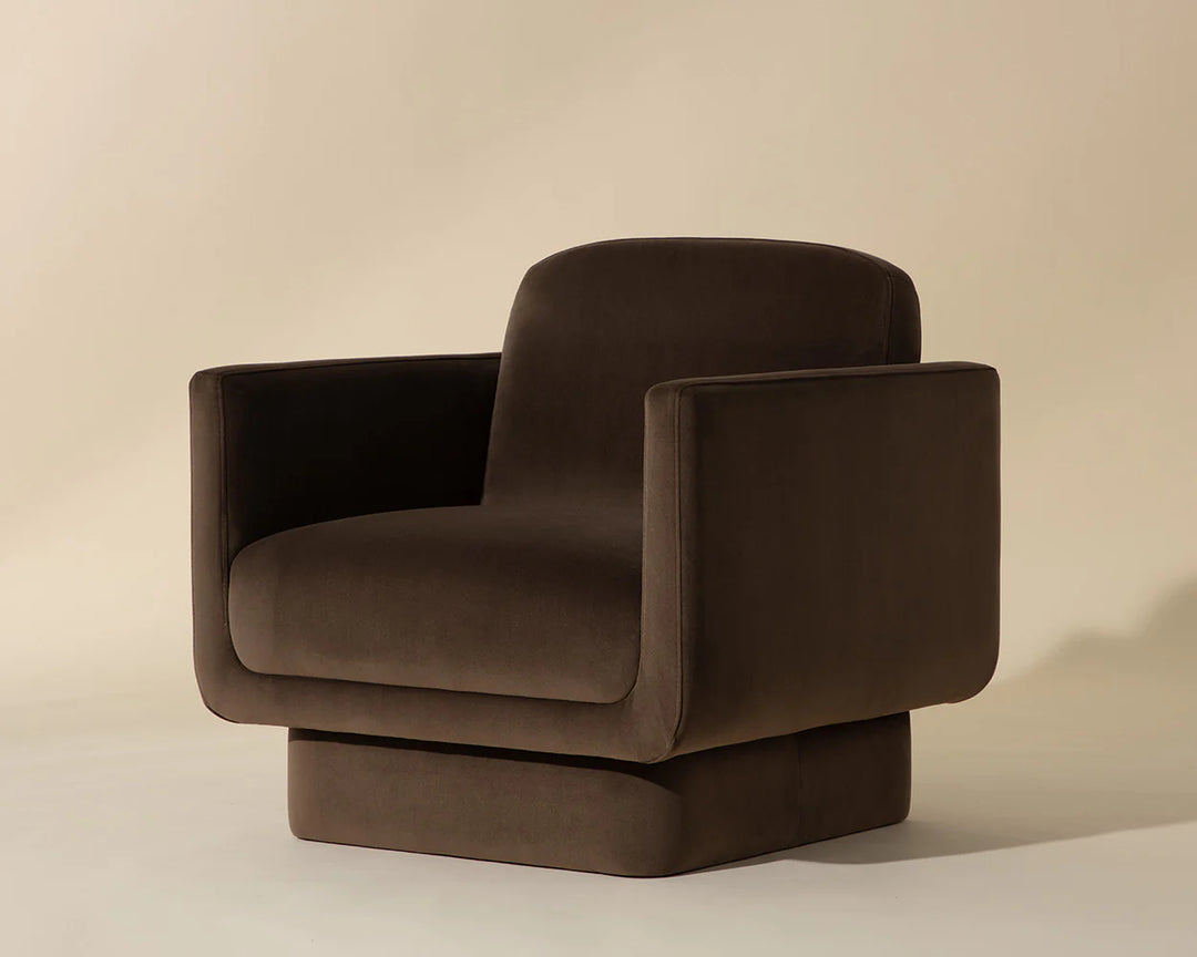 PB-06EVE Lounge Chair