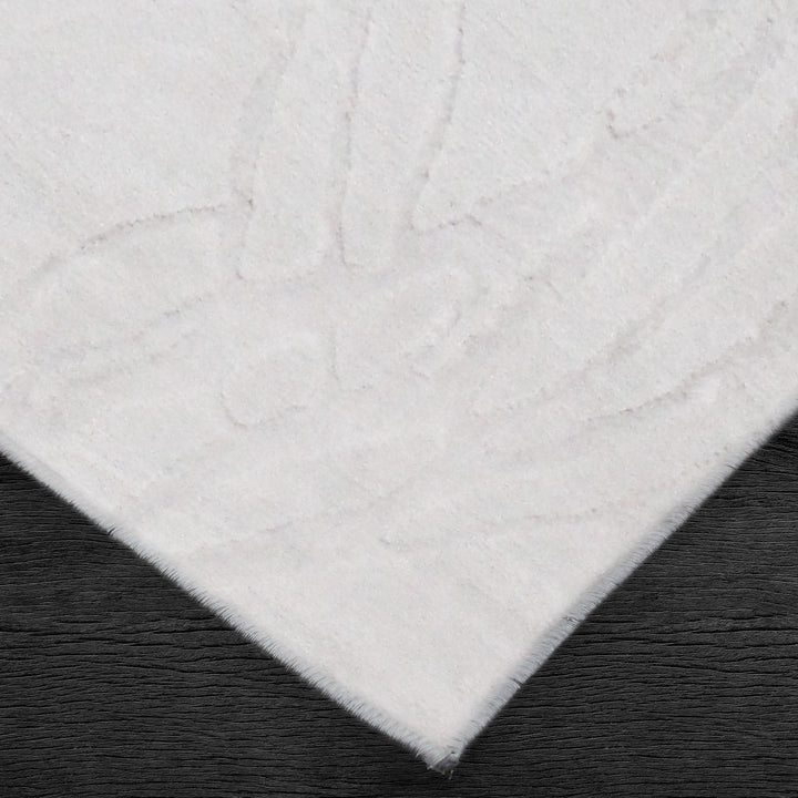 Renwil RMIC-10203-34 Mica Indoor Rug - Off-white