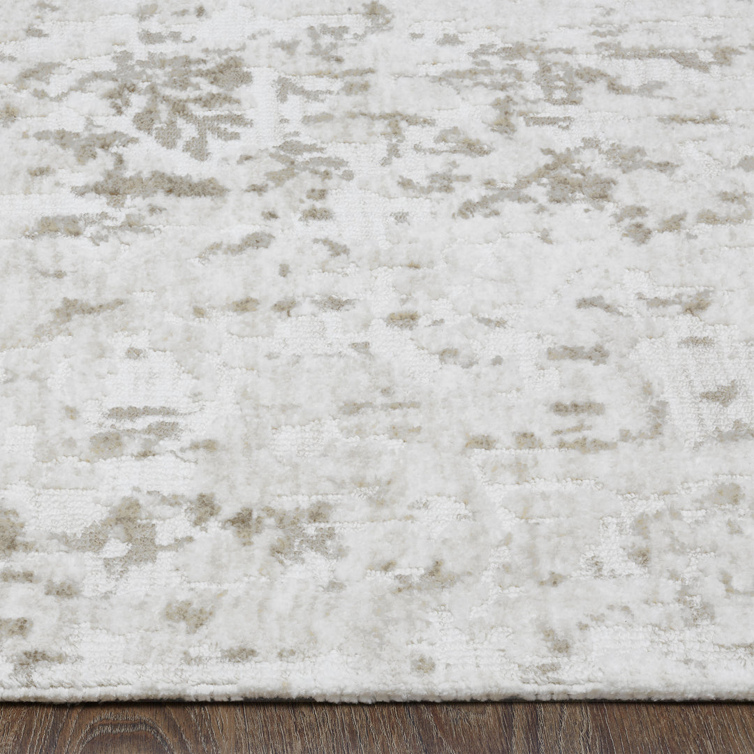 Renwil RHAZ-10053-57 Hazel Indoor Rug - Off-white