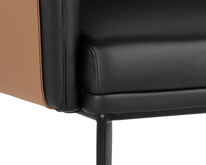 PB-06CAR Lounge Chair