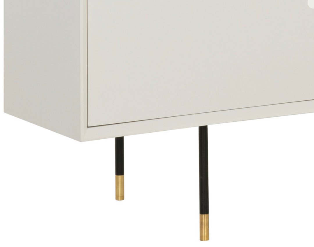 PB-06DAN Sideboard