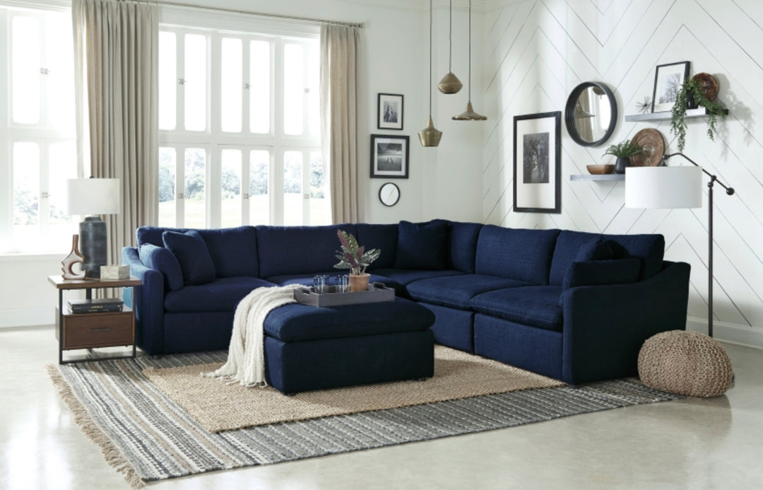 PB-10-9544 Modular Sectional